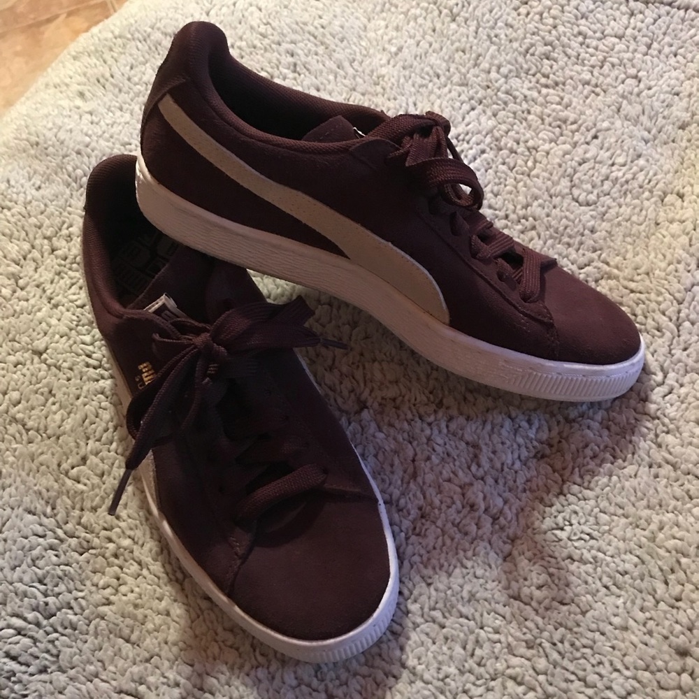 ❗️SALE❗️Dark Purple Puma Suedes